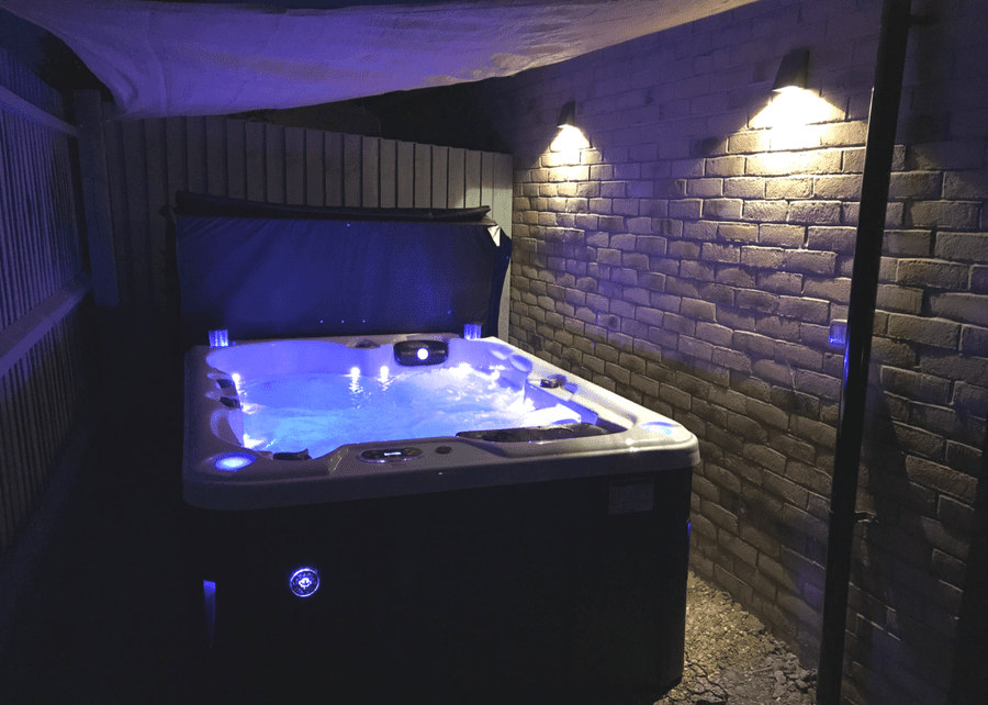7ft x 5ft Hot Tub Base Install - Featured Image