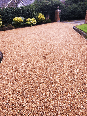 Pros and Cons of Gravel Driveways Durability