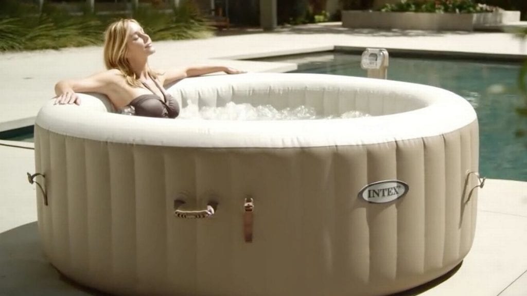 Aldi Bring Back Their Best Selling Inflatable Hot Tub For 2018