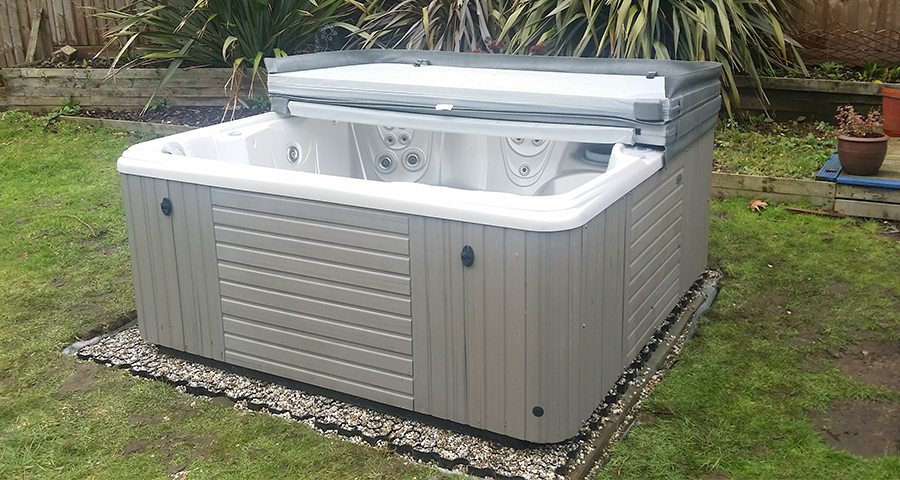 7ft x 7ft Hot Tub Base - Featured Image