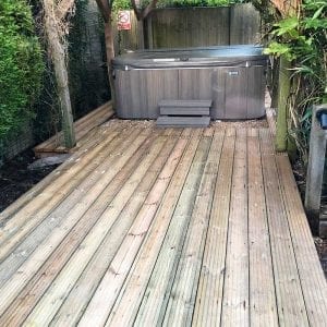 8ft x 8ft Hot Tub Base Installation - Hot Tub And Decking Installed