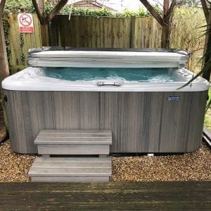 8ft x 8ft Hot Tub Base Installation - Installation Complete