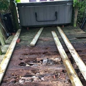 8ft x 8ft Hot Tub Base Installation - Rotten Decking