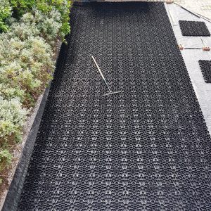 56m² X-Grid Gravel Driveway - Grid Laid