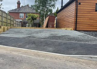 35m² Gravel Driveway Installation Using Gravel Grid - Featured Image