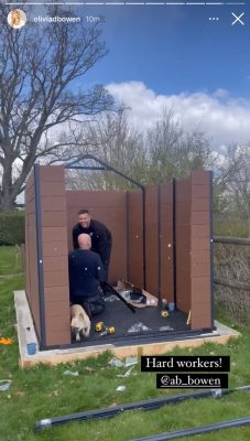 Alex & Olivia Bowen - Erecting Keter Newton 7511 Shed Walls