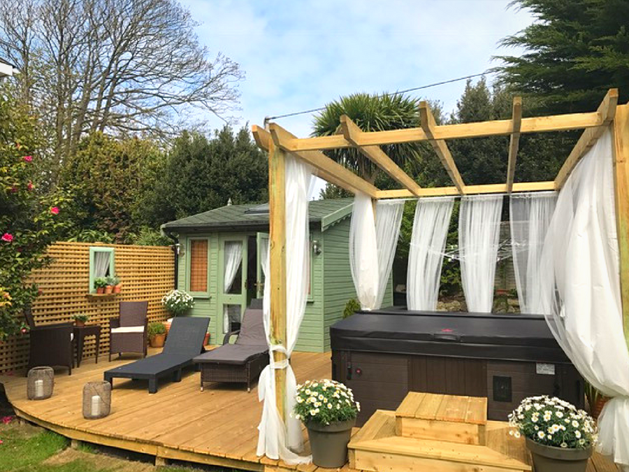 7ft x 7ft Hot Tub Base Installation - Customer Review Featured Image