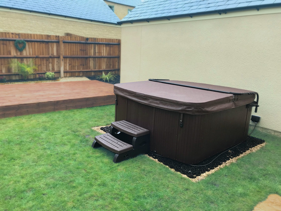 7ft x 7ft Hot Tub Base Featured-Image