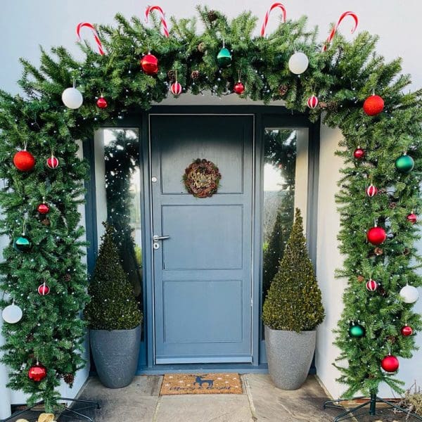 8ft Pre-Lit Christmas Archway - Image 2