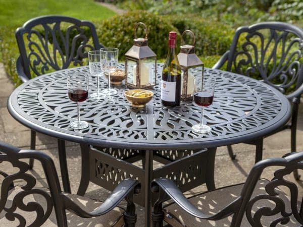 Amalfi 4 Seat Round Dining Set - Image 6