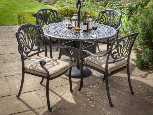 Amalfi 4 Seat Round Dining Set