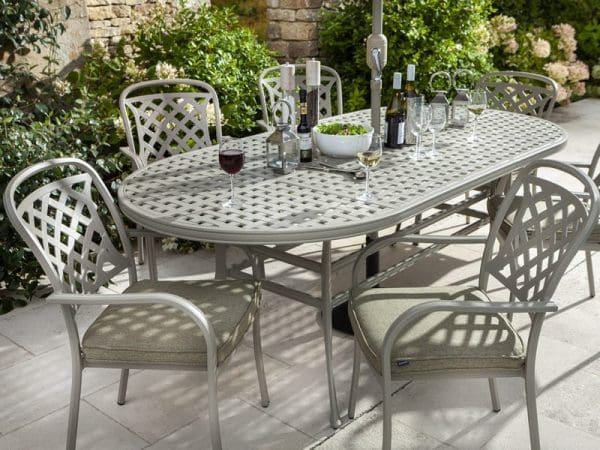 Berkeley 6 Seat Oval Dining Set - Image 3