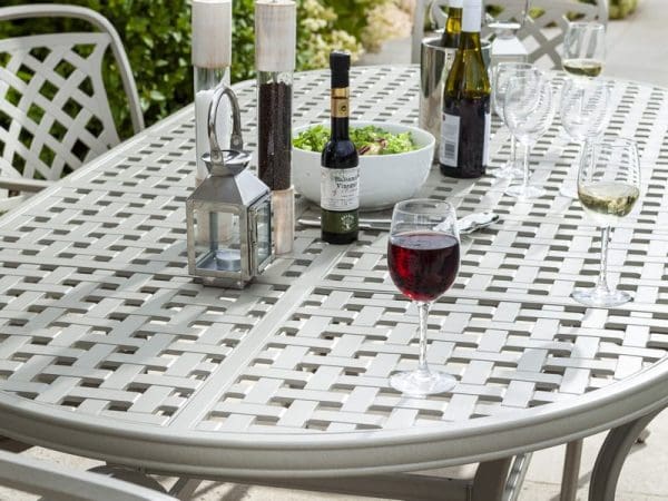Berkeley 6 Seat Oval Dining Set - Image 7