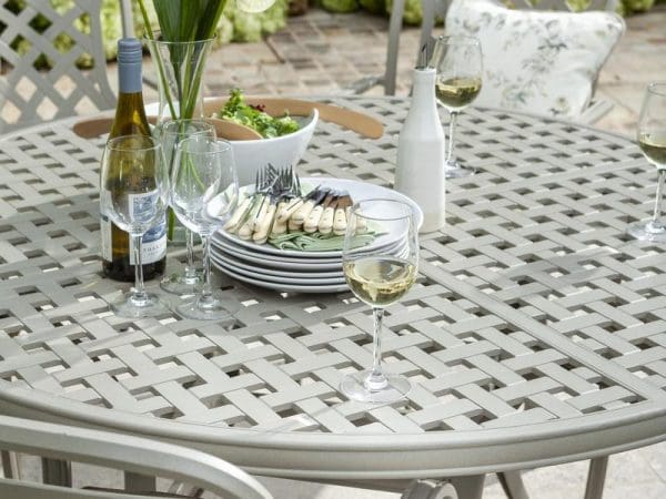 Berkeley 6 Seat Round Dining Set - Image 6