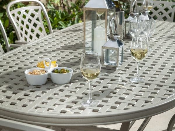 Berkeley 8 Seat Oval Dining Set - Image 6
