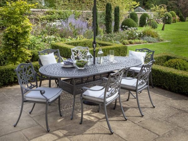 Capri 6 Seat Oval Set