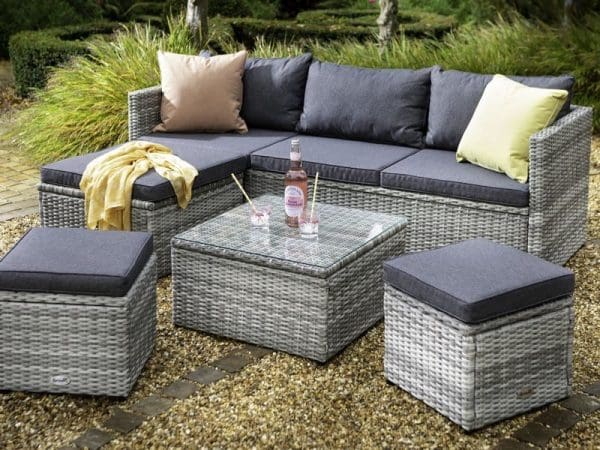 Cirrus Chaise Set with Stools