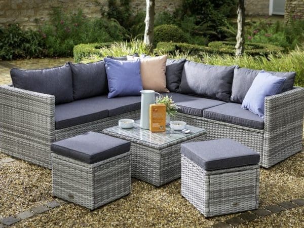 Cirrus Square Casual Dining Set with Stools