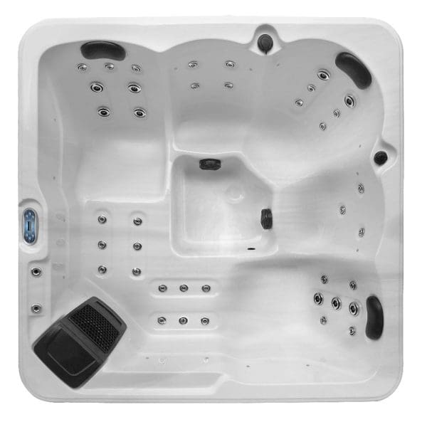 Rixos Hot Tub - Image 2