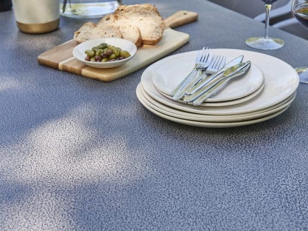 Zari Six Seat Rectangular Dining Set - Image 3