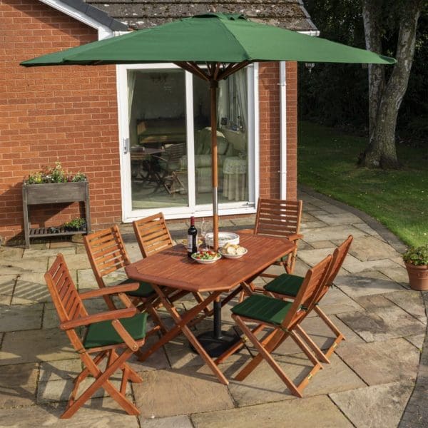 Plumley 6 Seat Dining Set  Green Cushions, Parasol and 15Kg Base