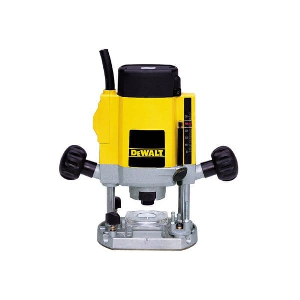 DW615 1/4in Plunge Router 900W 240V