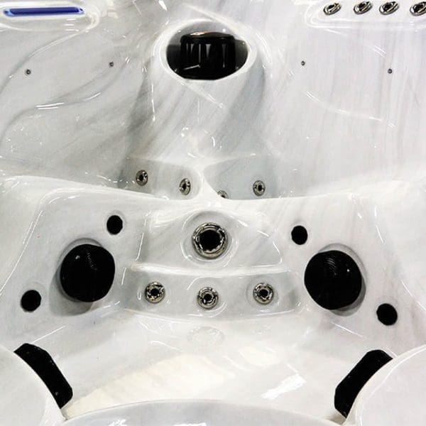 Excalibur Hot Tub - Image 8