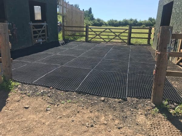 Rubber Grass Mats 23mm Thick - 1.5x1m - Image 4