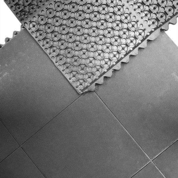 Rubber Gym Mats - 900x900mm - Image 3